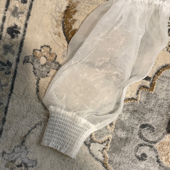 NBD White Garment - Picture 6 of 7